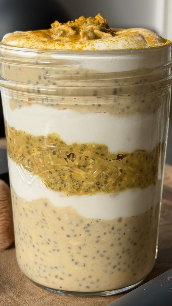 Turmeric Latte Overnight Oats